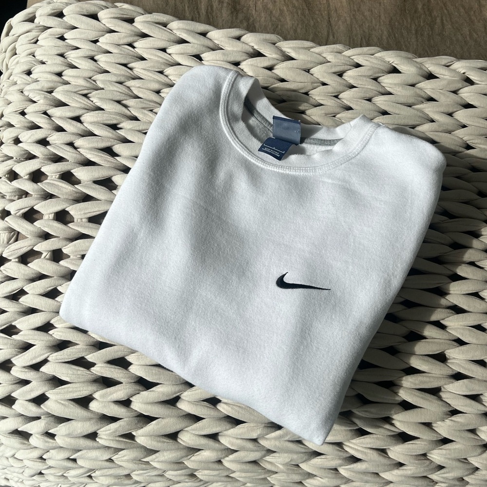 Nike Men's White Crew Neck Sweater